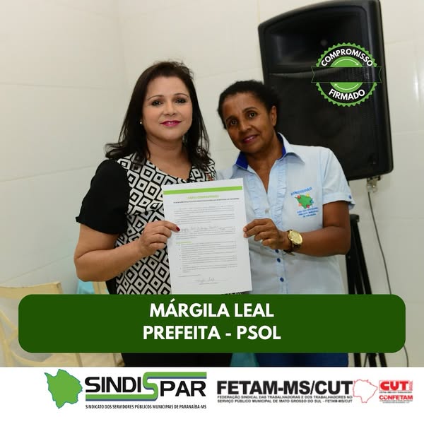 Margila Leal, candidata a prefeita pelo PSOL, assina carta compromisso.